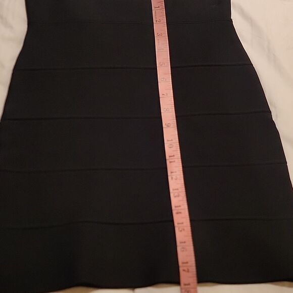 BCBGMaxAzria Black Bandage Skirt Sz Med - Picture 3 of 6